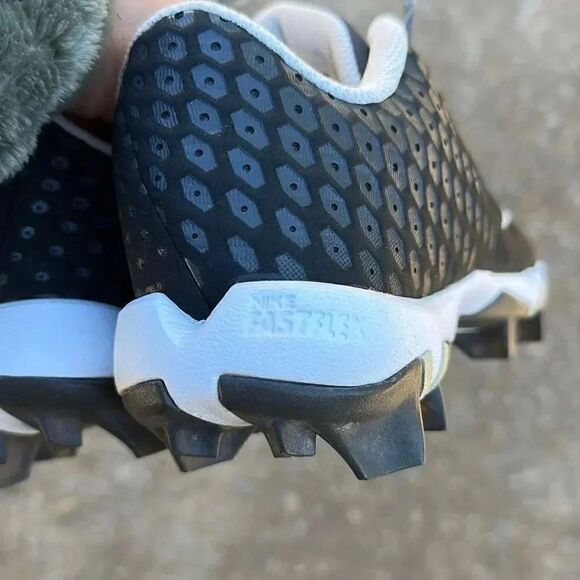 Nike Vapor Fastflex Cleats - Picture 12 of 12